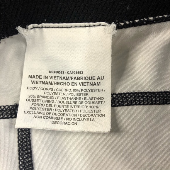 Women’s Nike Dri-Fit Capri Leggings - Picture 4 of 7